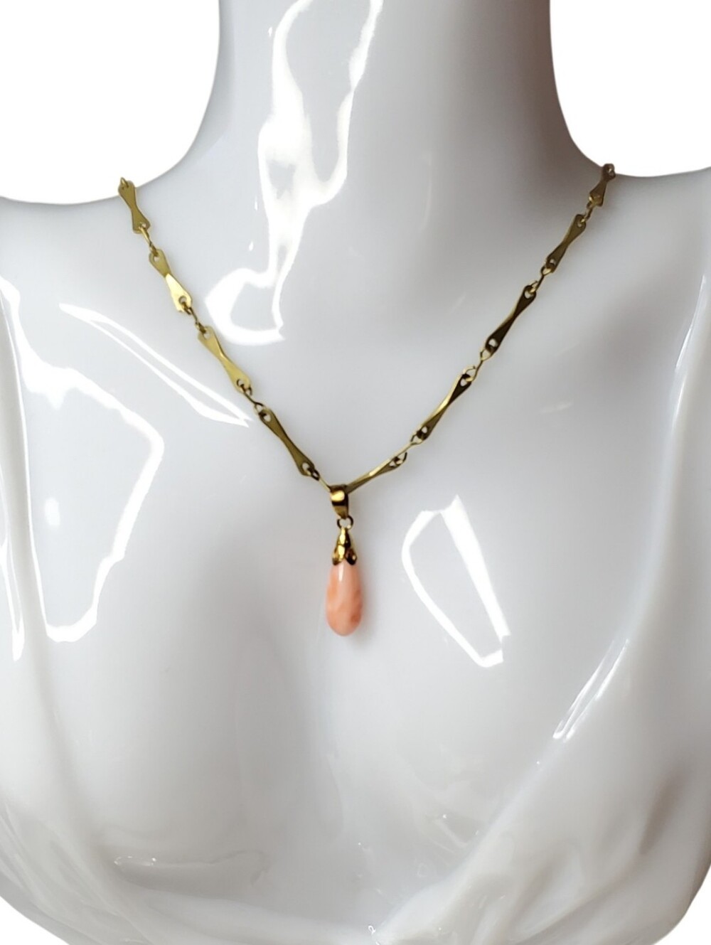 Antique Angel Skin Teardrop Pendant Necklace